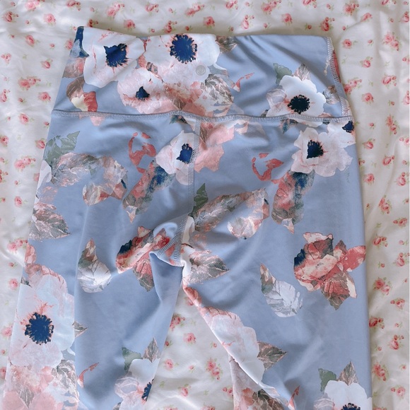 Apana Women Floral Workout Leggings - Picture 6 of 8